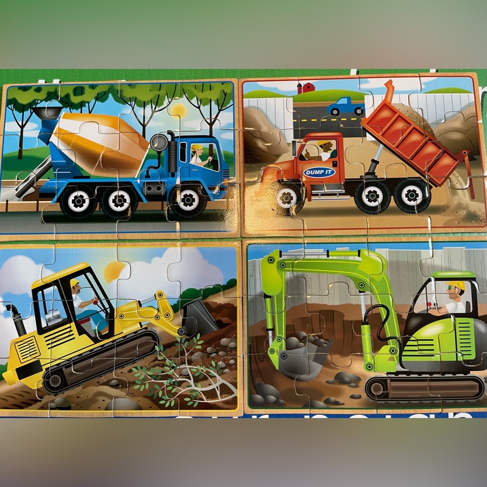 (💙$7 when you bundle) 4in1 Construction Cars Puzzle